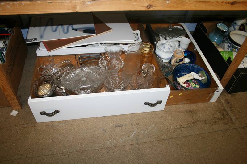 A shelf of miscellaneous glassware etc.