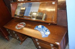 Oak dressing table