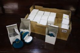 Quantity of jewellery boxes