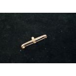 9 ct Gold pin brooch