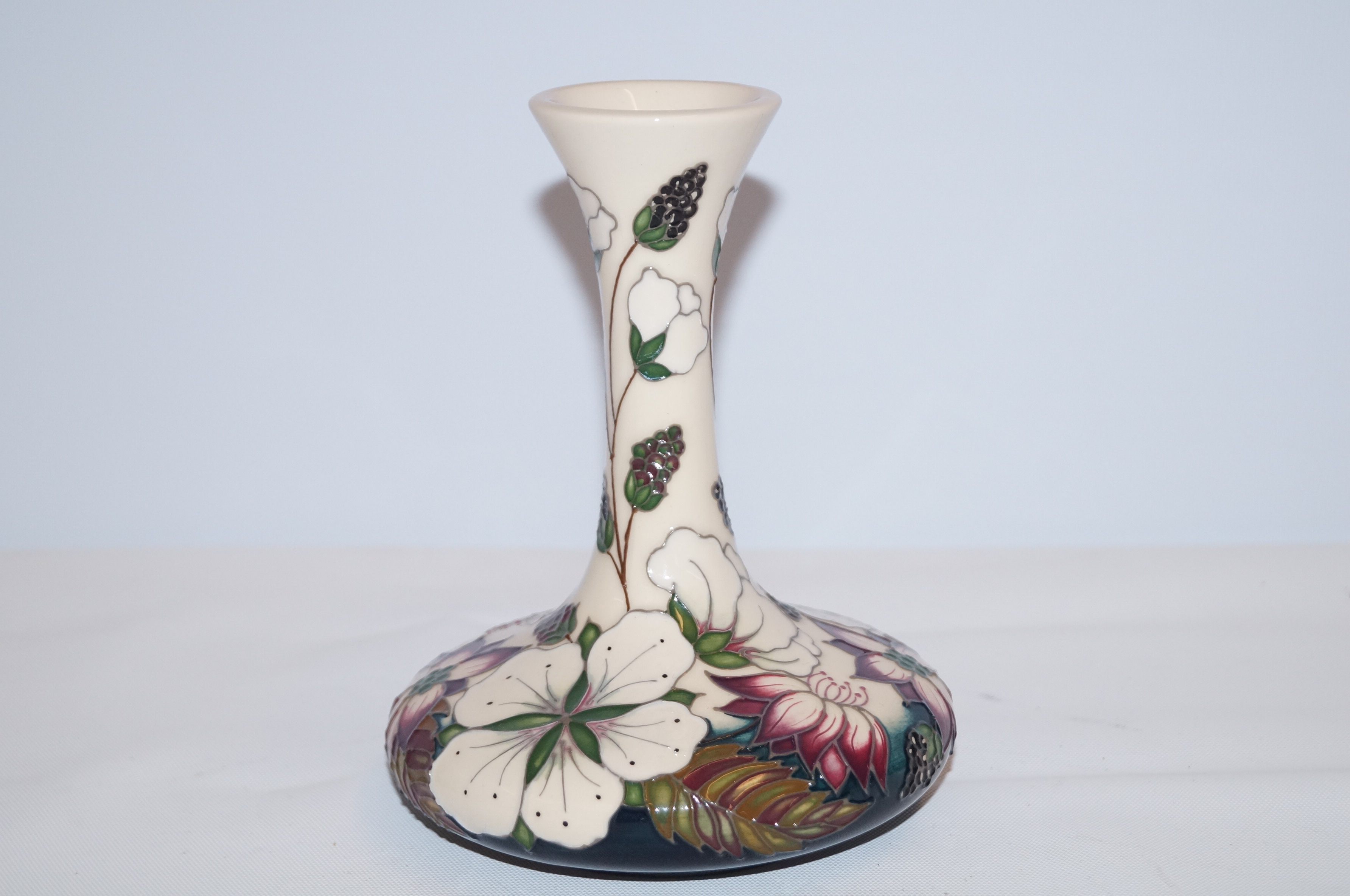 Moorcroft 6'' vase bramble revisted Height 16cm