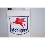 Mobil gas petrol can