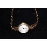 9ct Gold ladies Accurist wristwatch Weight 9.3g