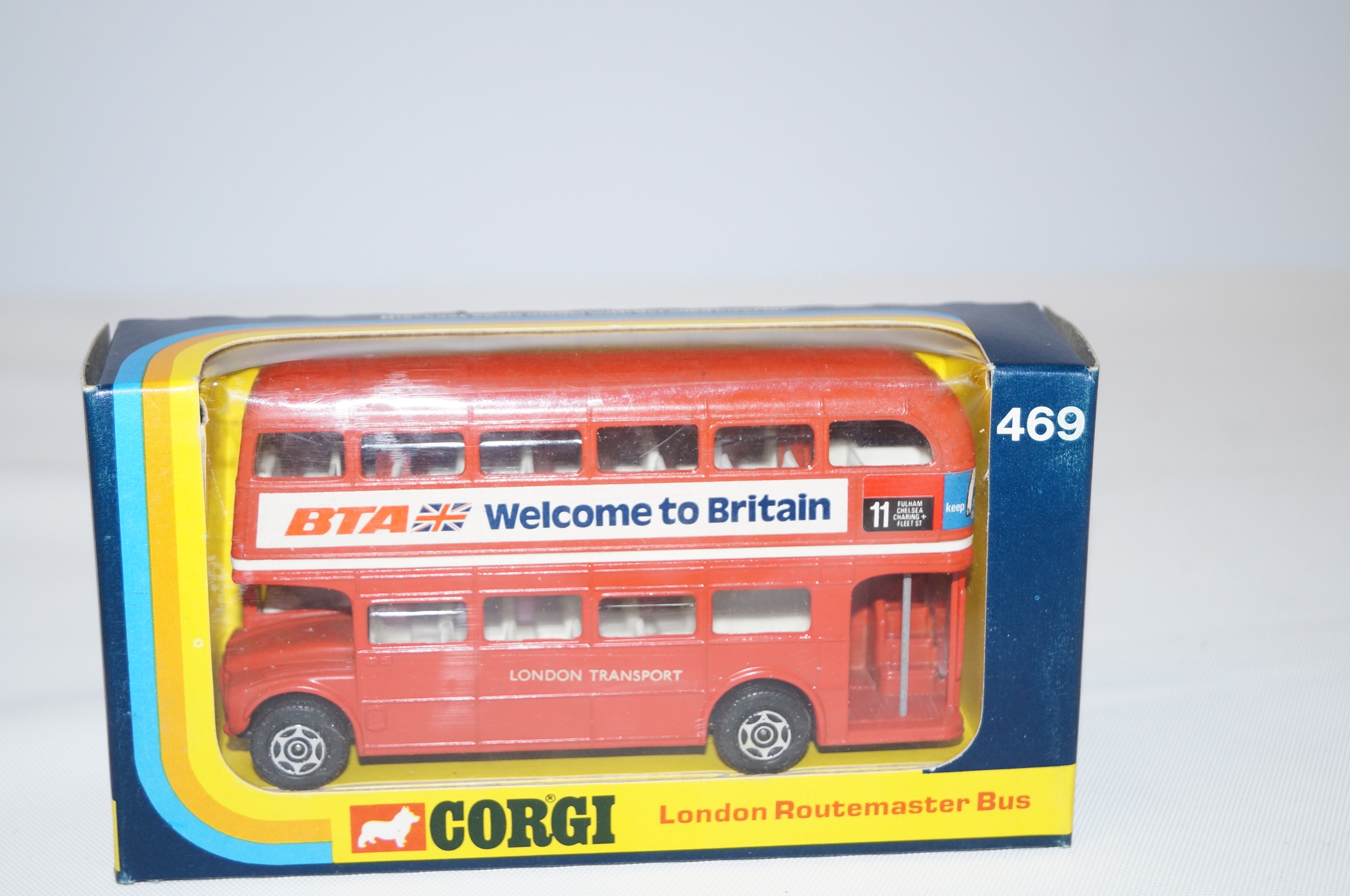 Corgi 469 London route master bus
