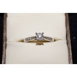 9ct White gold .19ct diamond ring Size Q