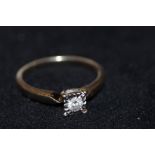 9ct Gold white gold & diamond ring Size N