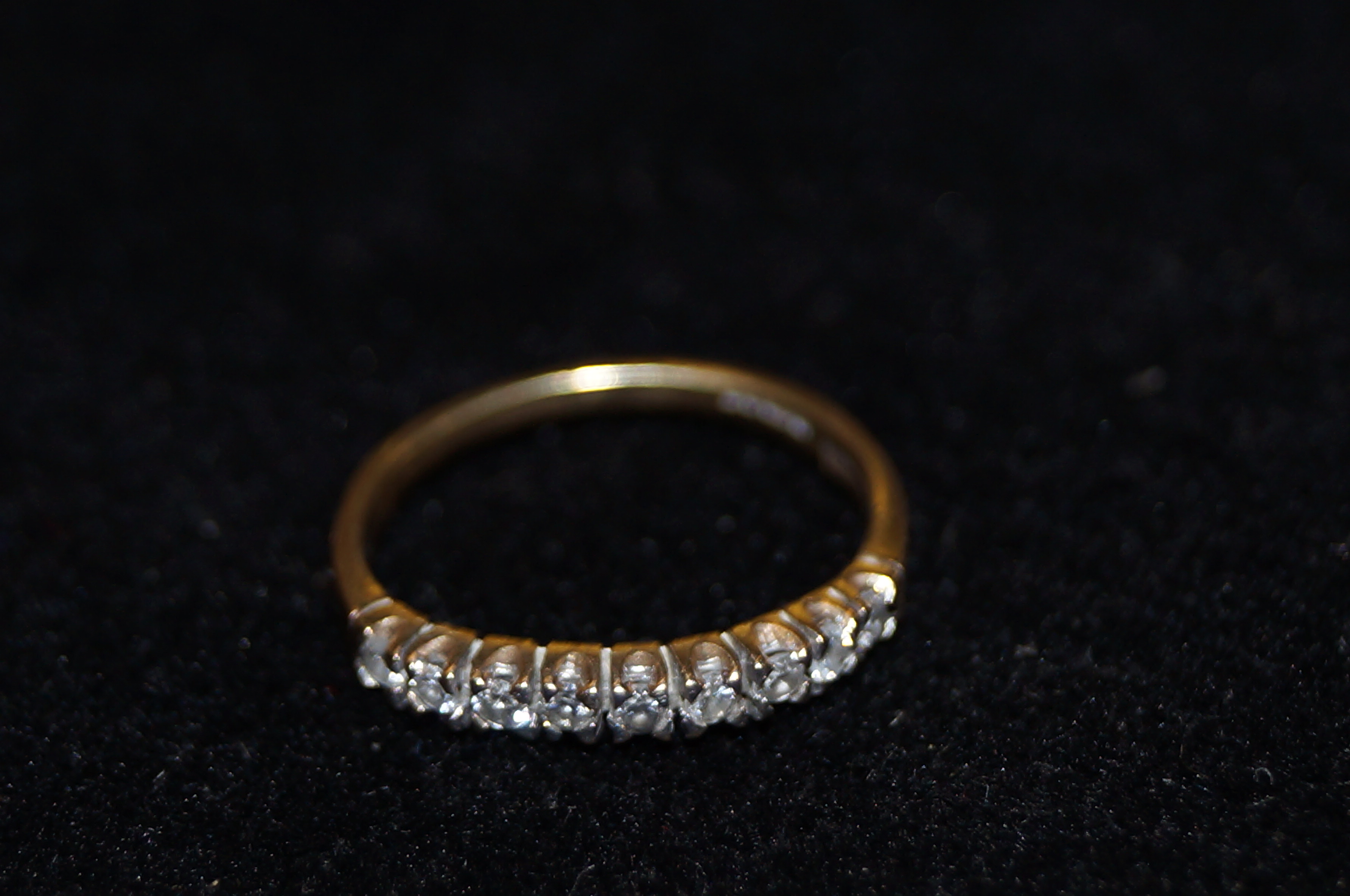 9ct Gold ring with diamond chippings Size I