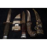 3 Hunting knives