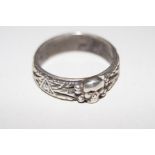 Dress ring depicting tontenkopf & swastika Size W