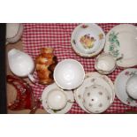 Collection of cups, saucers & others