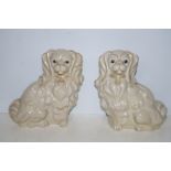 Pair of oriental dogs Height 20 cm