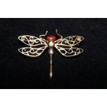 9 carat gold pin brooch in the form of a dragonfly