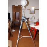 1960's tripod lamp