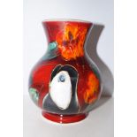 Anita Harris toucan vase signed Height 15 cm