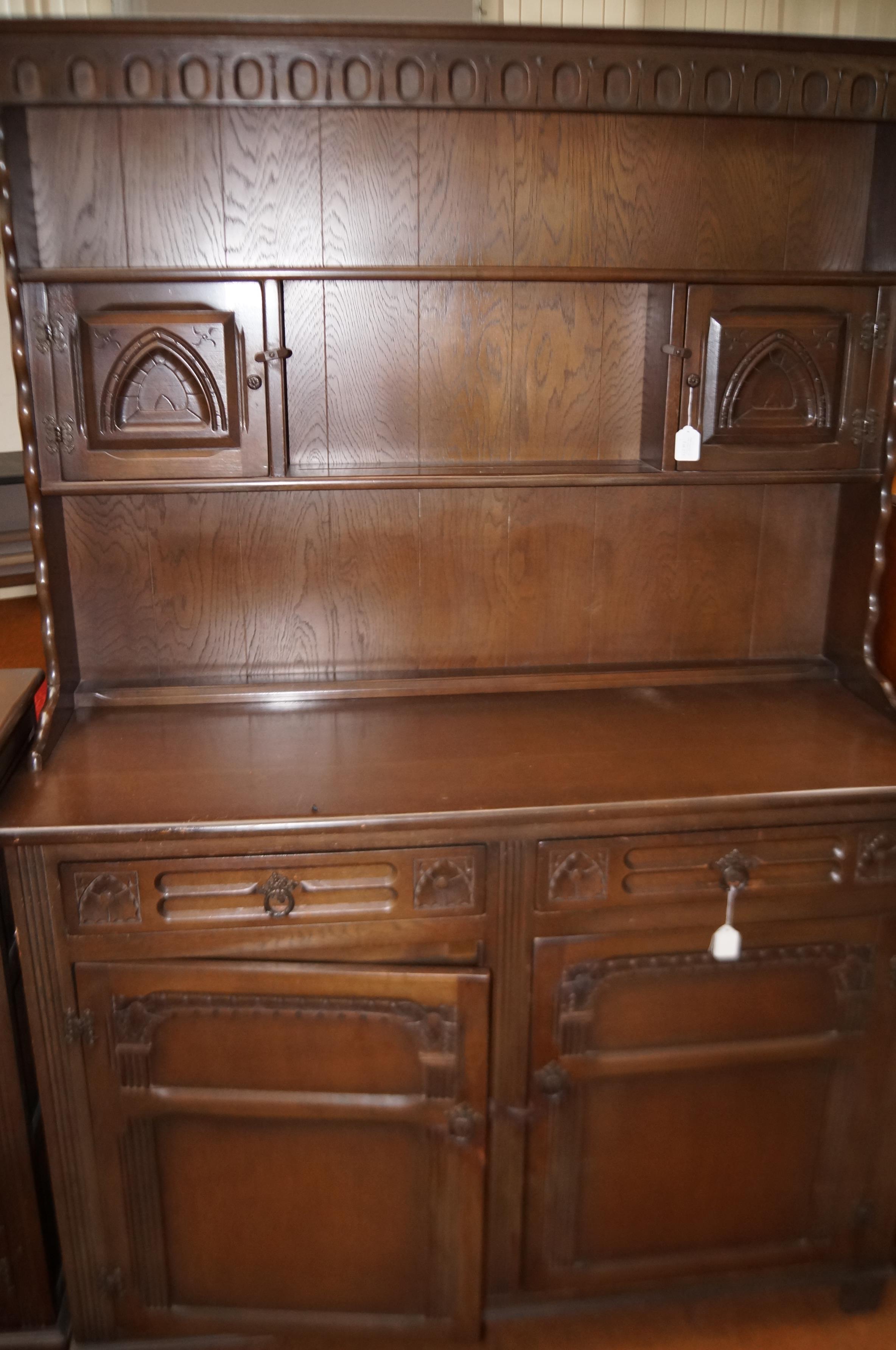 Old charm style dresser