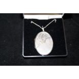 Silver oval locket pendant & chain