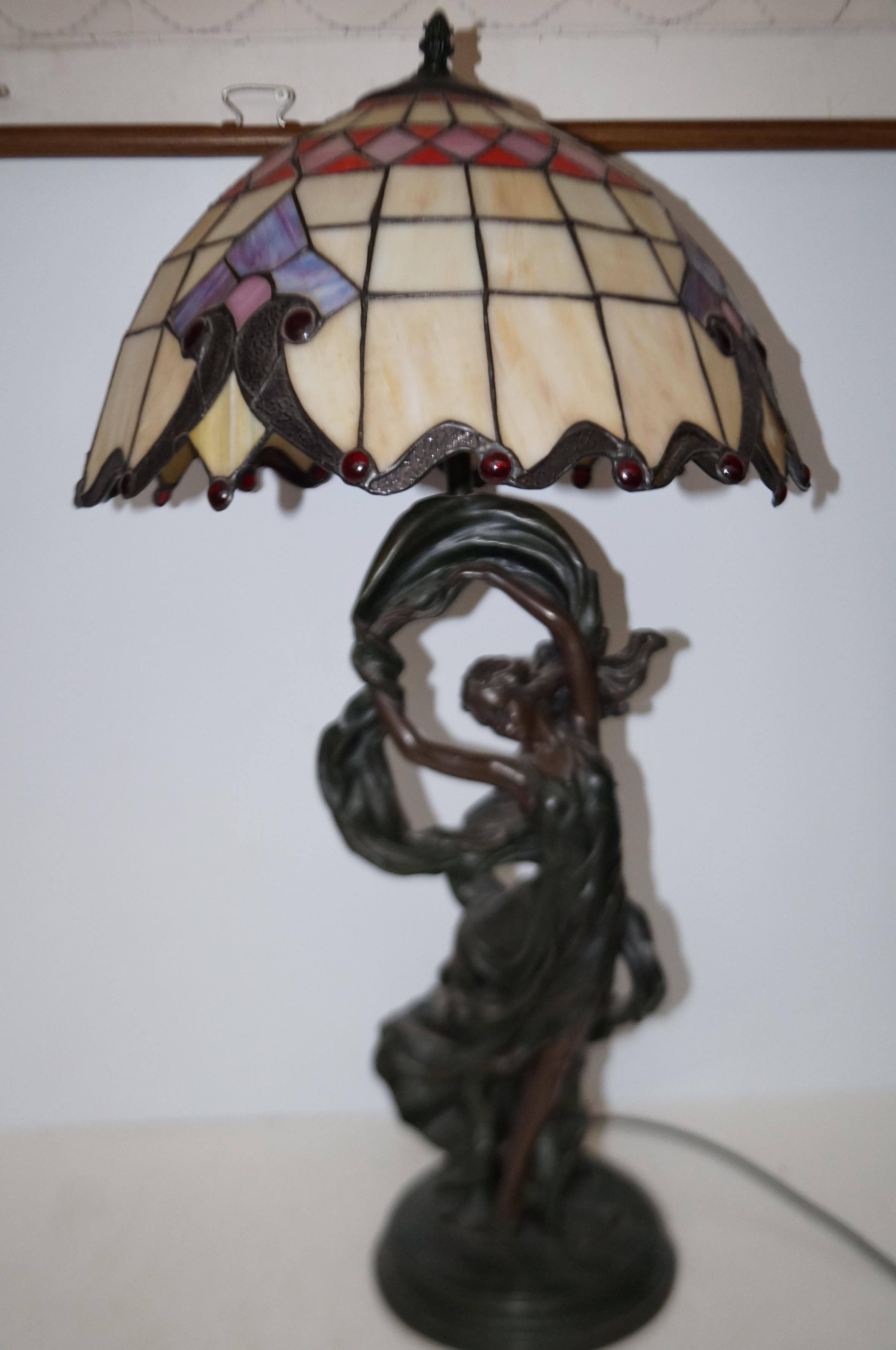 Large Tiffany style lamp Height 82 cm