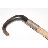 Silver mounted walking stick with horn handle Ches