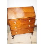 3 Draw writing bureau