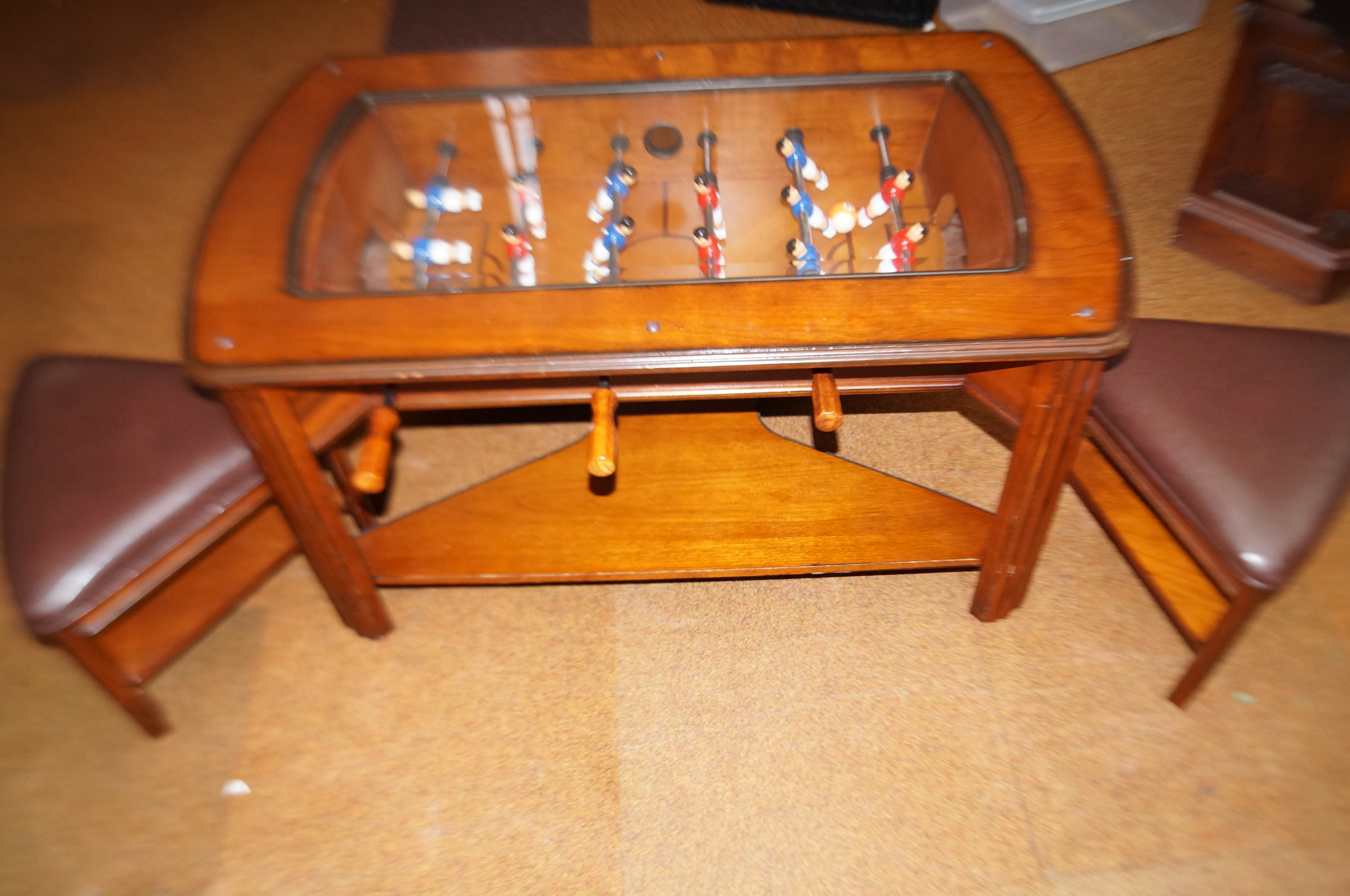 Foosball table/coffee table/games table with 2 sea - Image 2 of 3