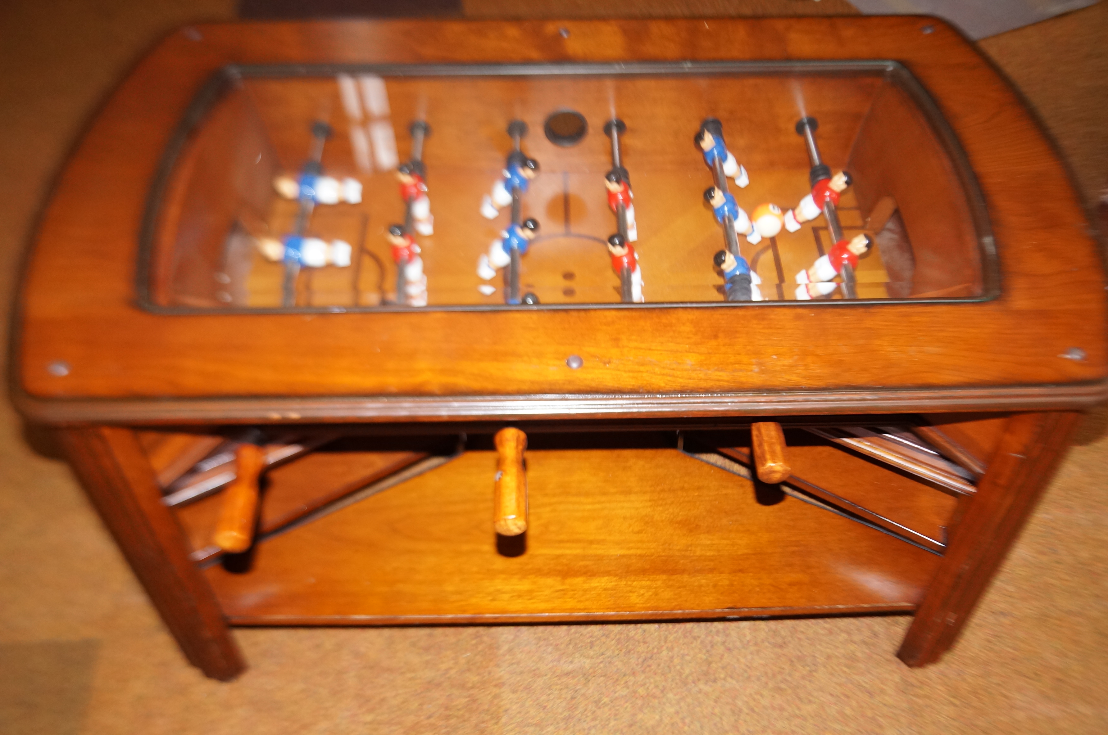 Foosball table/coffee table/games table with 2 sea