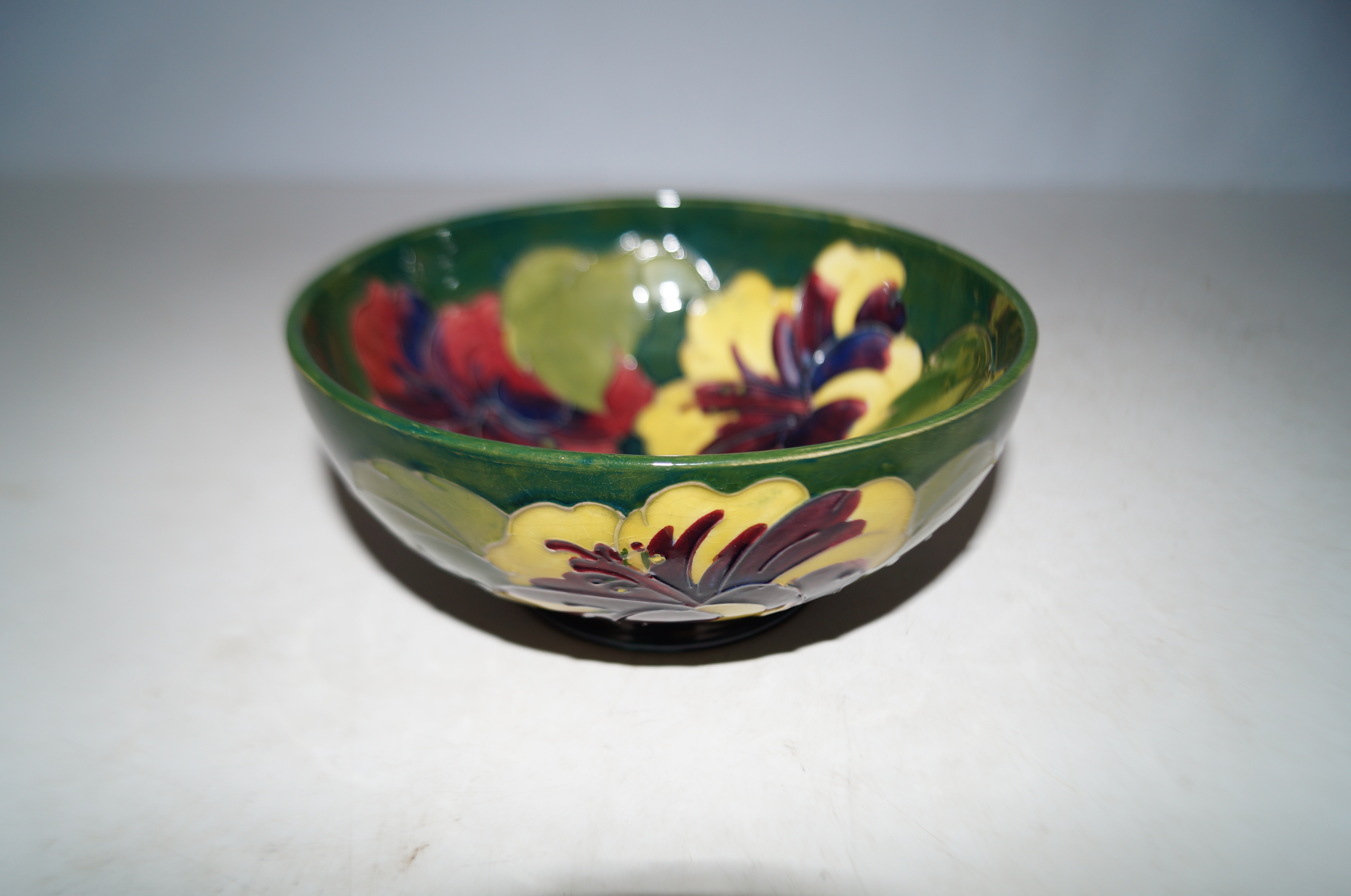 Moorcroft bowl Diameter 16 cm