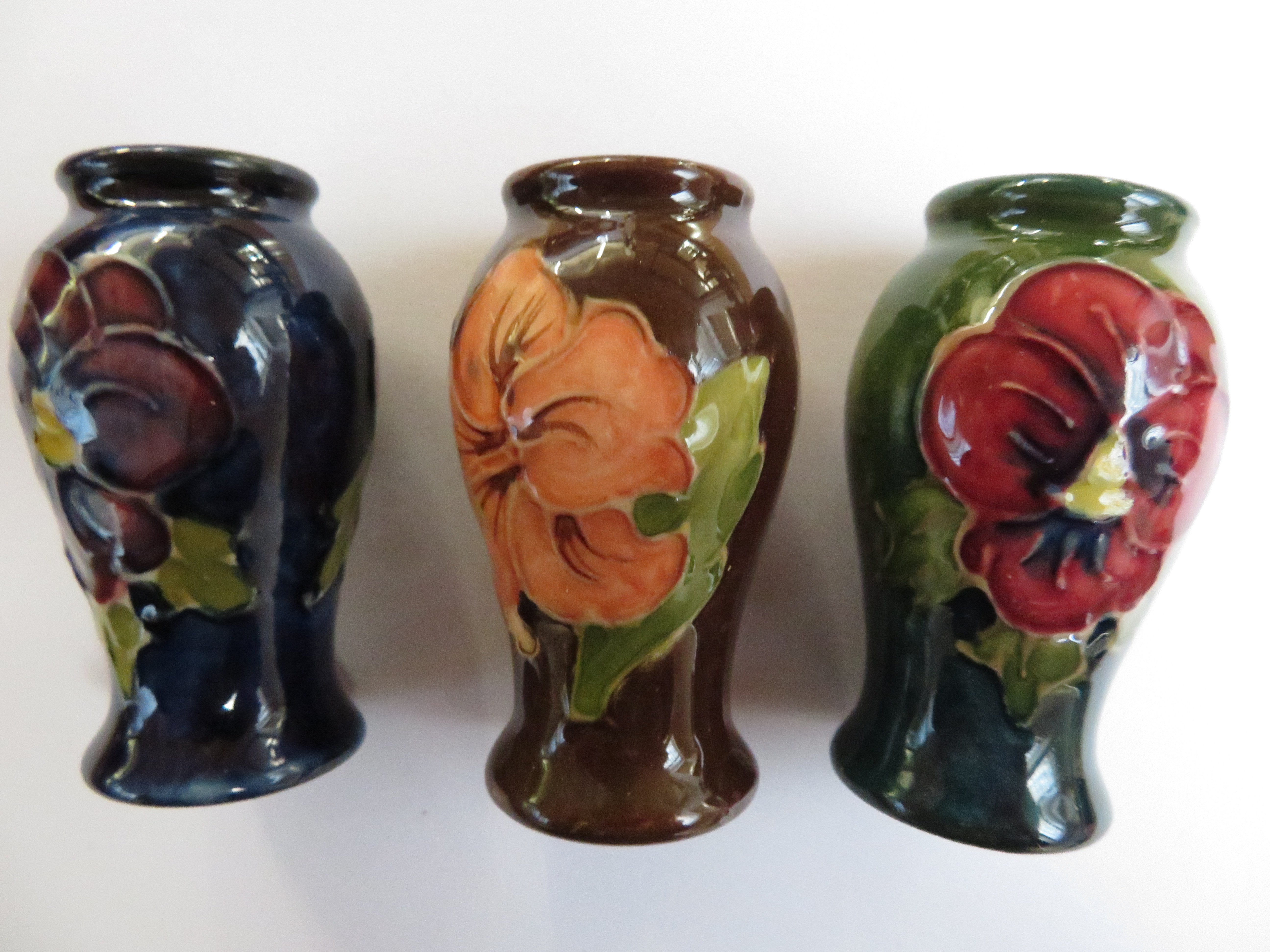 3 Miniature Moorcroft vases Height 5.5 cm