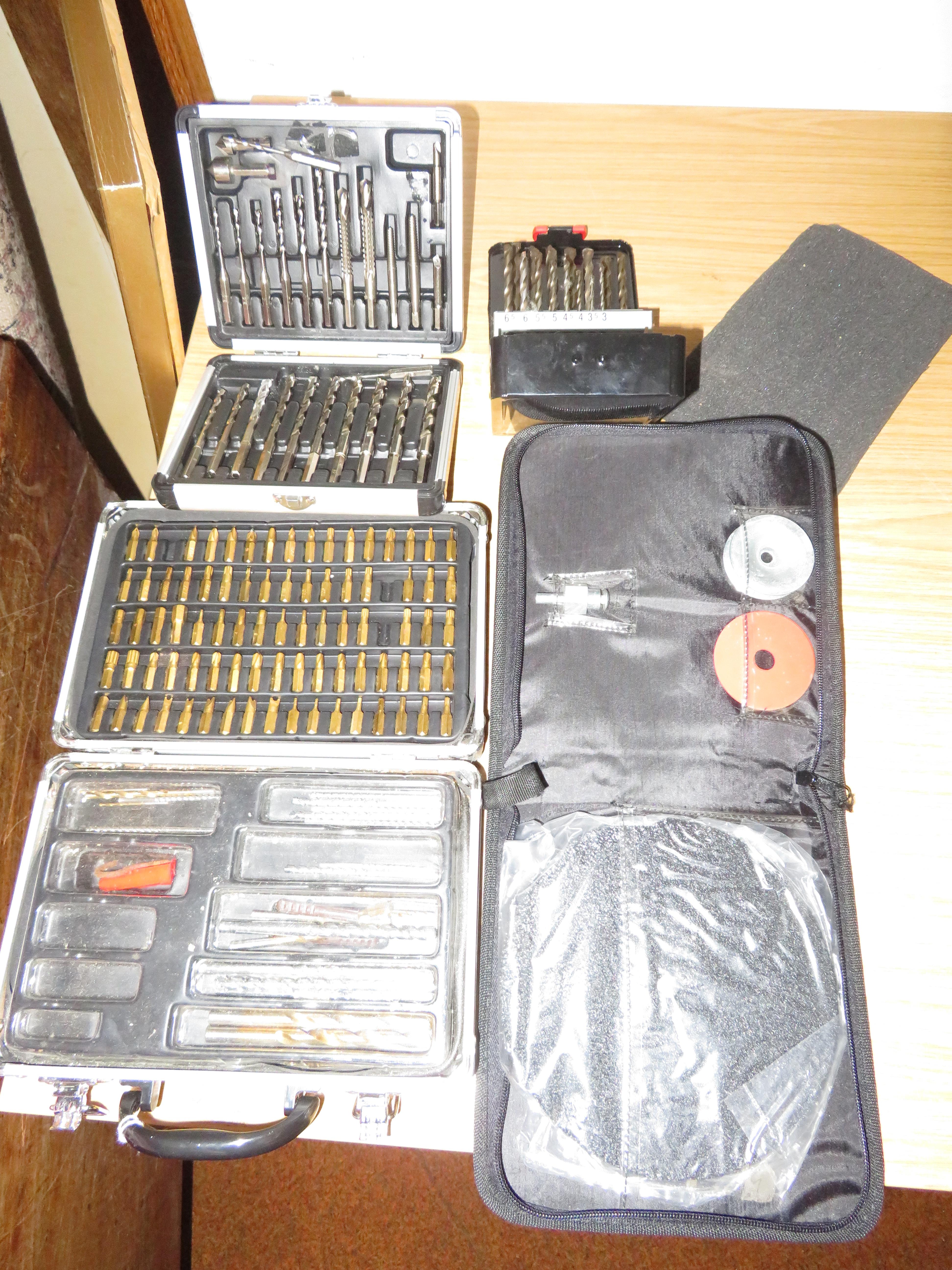 3 Cased set of drill bits