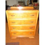 Medium oak chest of 4 draws