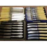 2 Cased sets of butter knives, set of flat ware wi