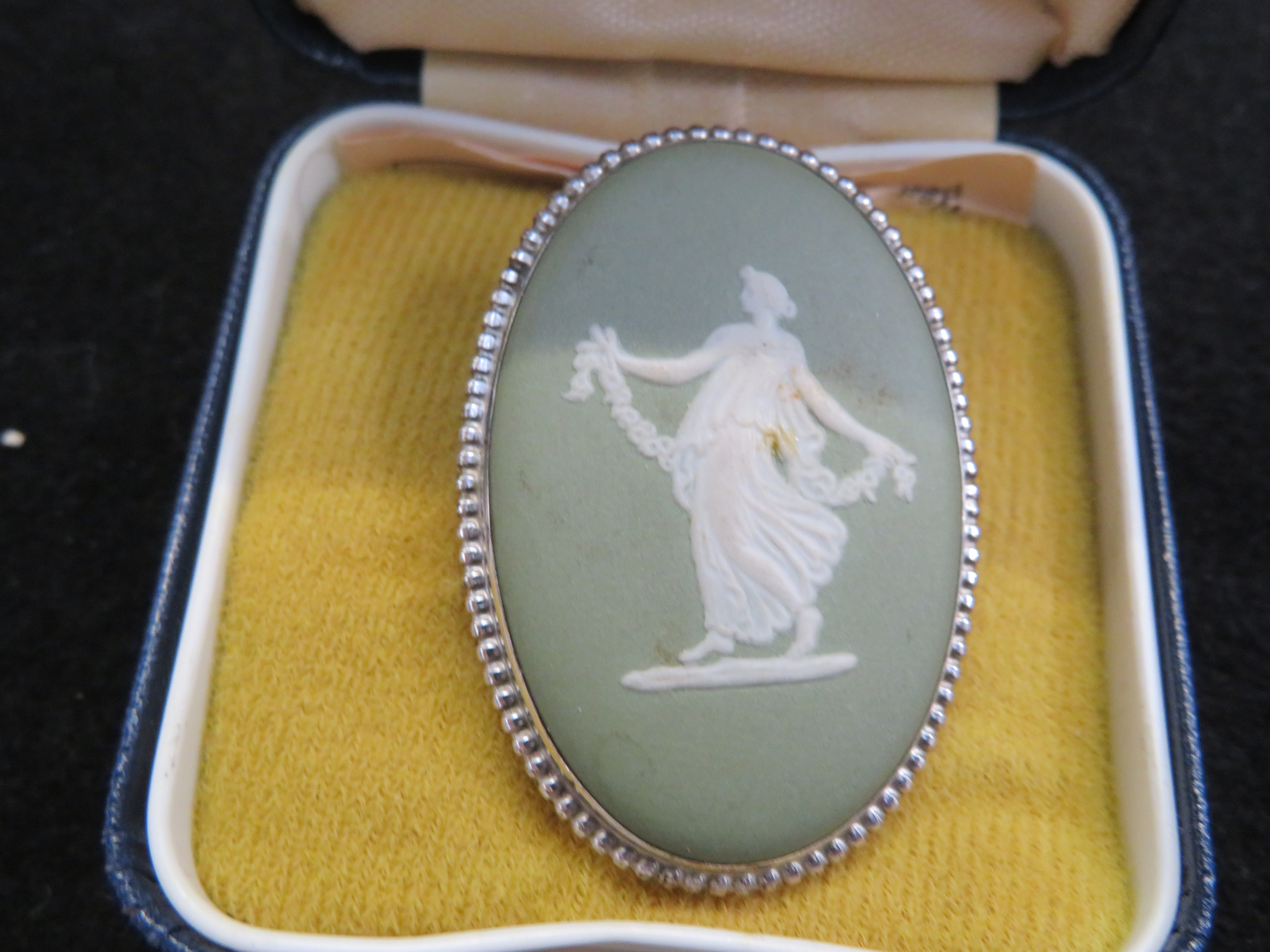 Silver Wedgwood cameo brooch