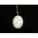 925 Silver chain & locket pendant