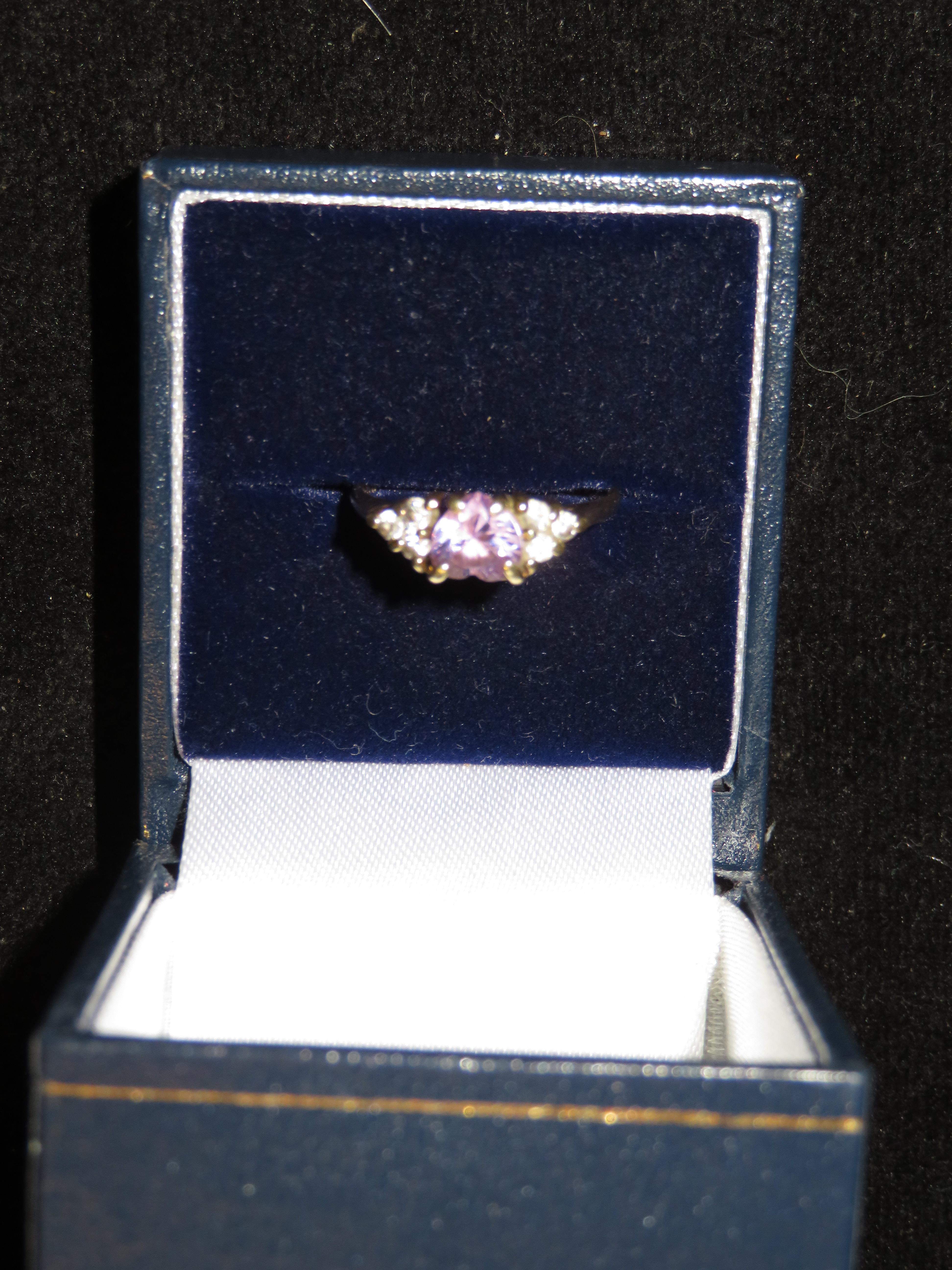 9ct Gold ring size N