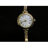Early 20th century ladies wristwatch in 9ct gold c