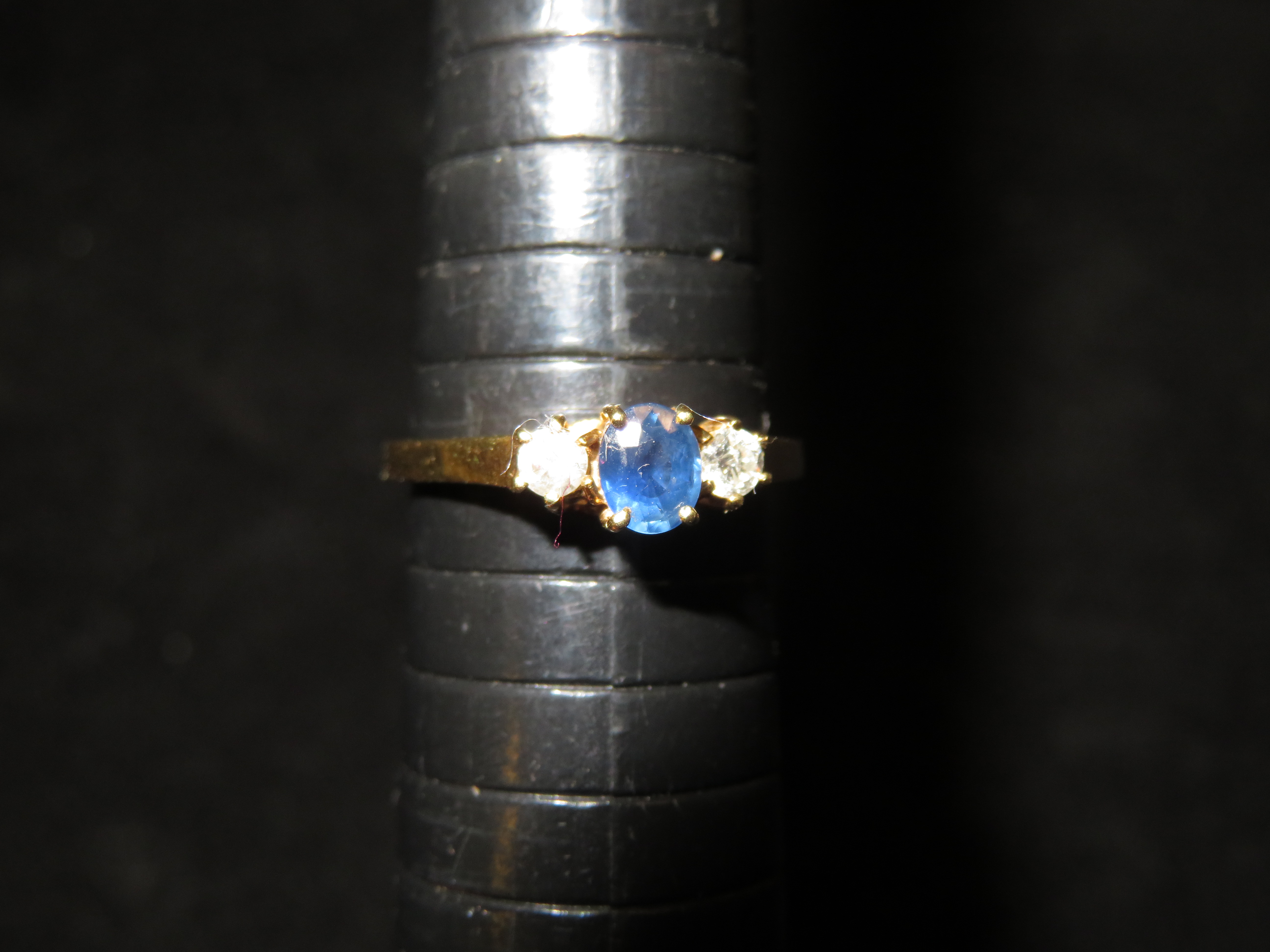 18ct Gold diamond & sapphire ring Size O