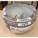 A large famille verte decorated fish bowl CONDITION REPORT: Perfect condition.