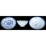 A quantity of early Ming ware comprising blue and white saucer,