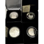 Four large silver proofs: 100 Vatu,