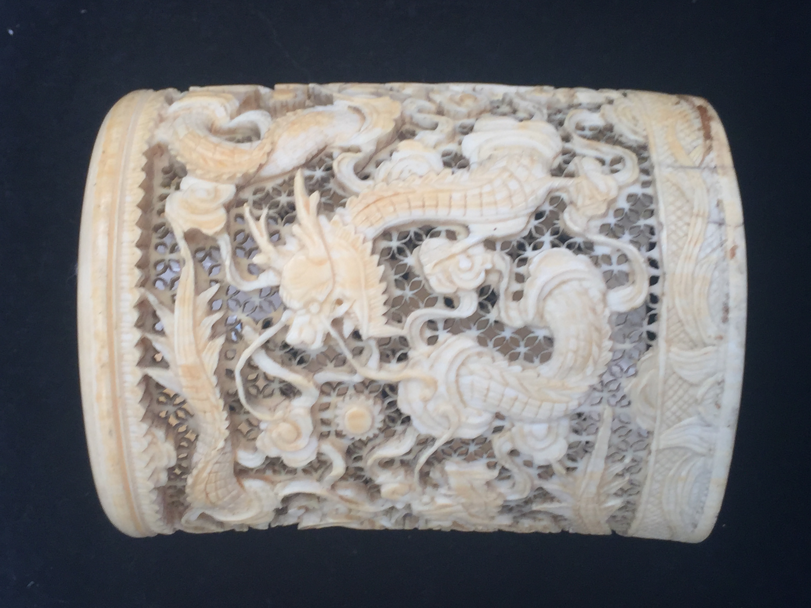 A pair of Chinese Ivory Brush Pots: 19th century, - Image 11 of 17