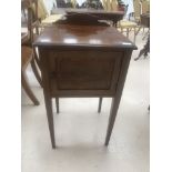 An Edwardian mahogany cabinet