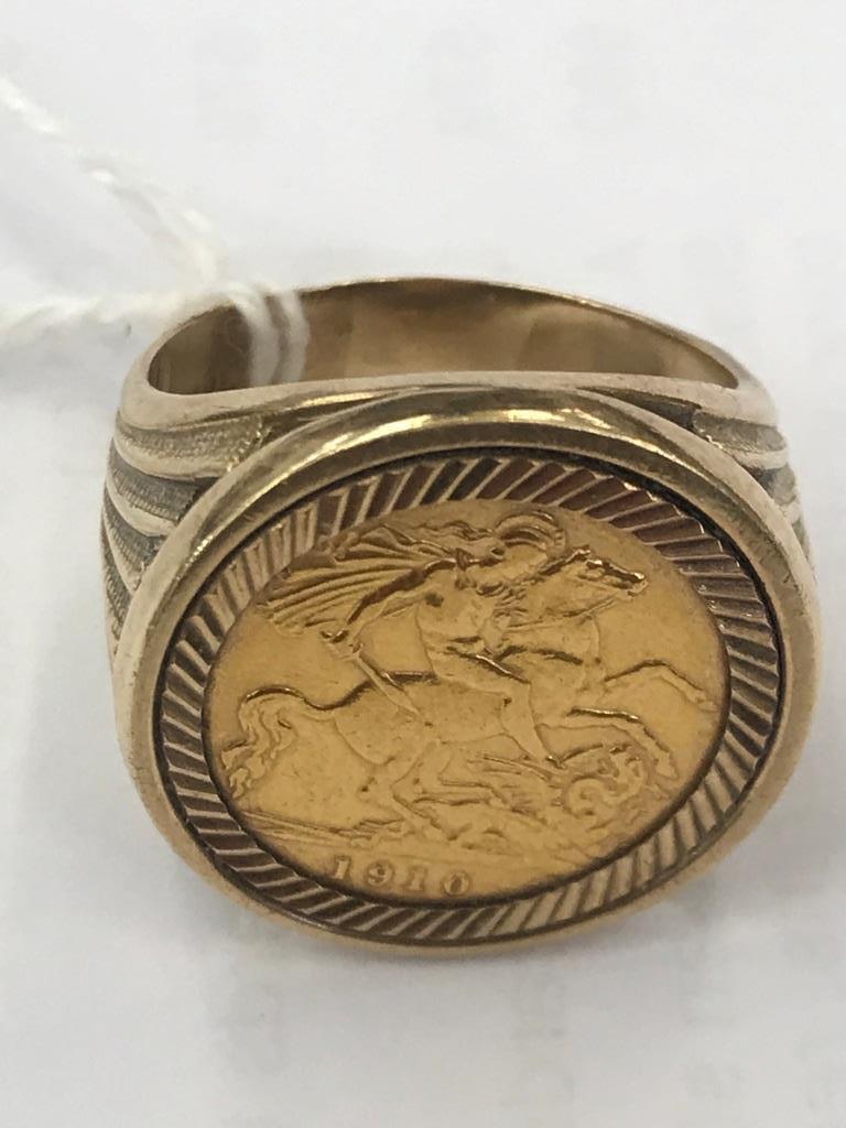 A 1910 sovereign in ring mount