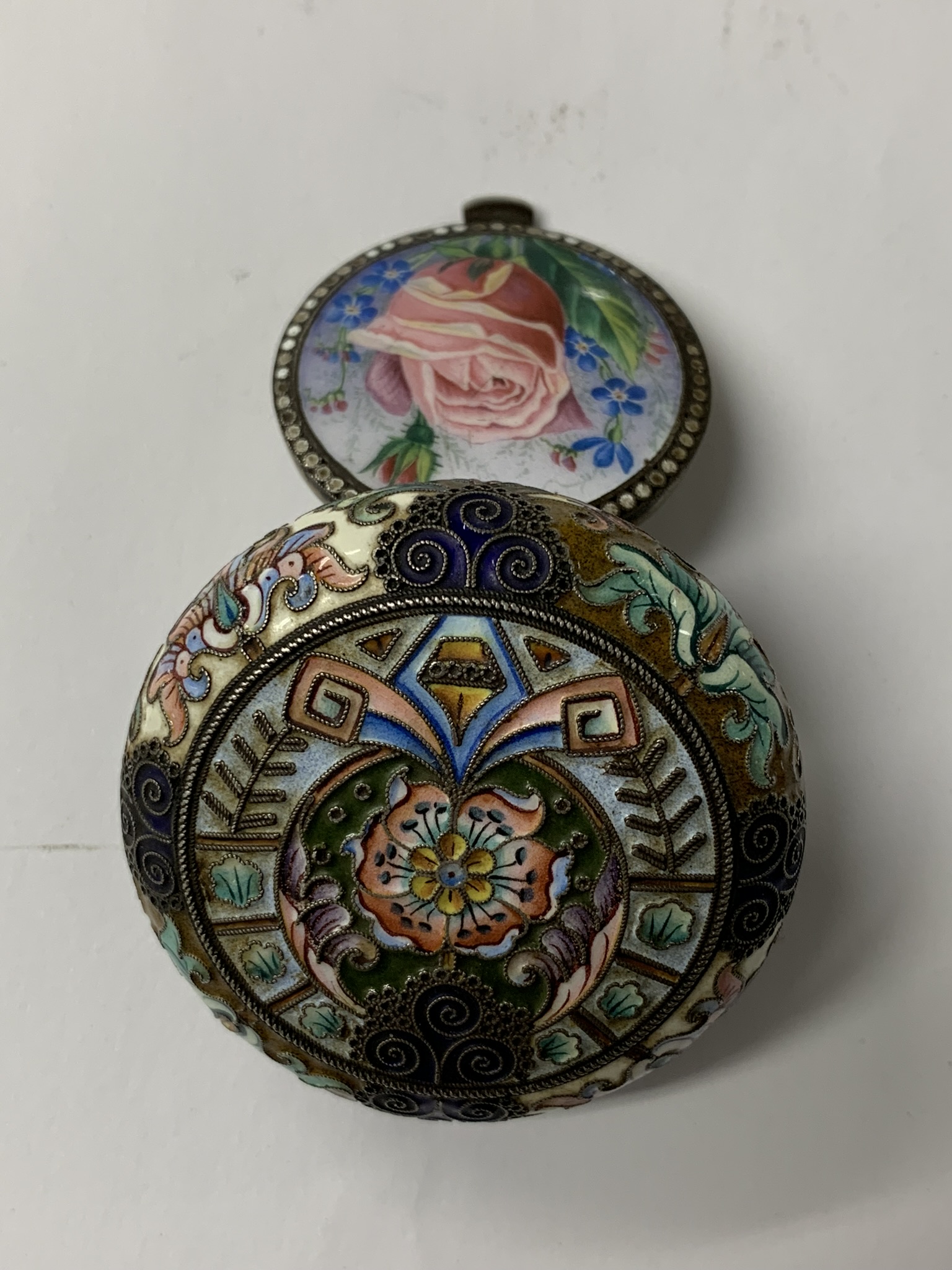 An early Russian 20th Century silver and cloisonne enamel pill box, - Image 9 of 9