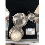 HM silver items to inc an Italian 800 silver tray, matchstrike, strainers,