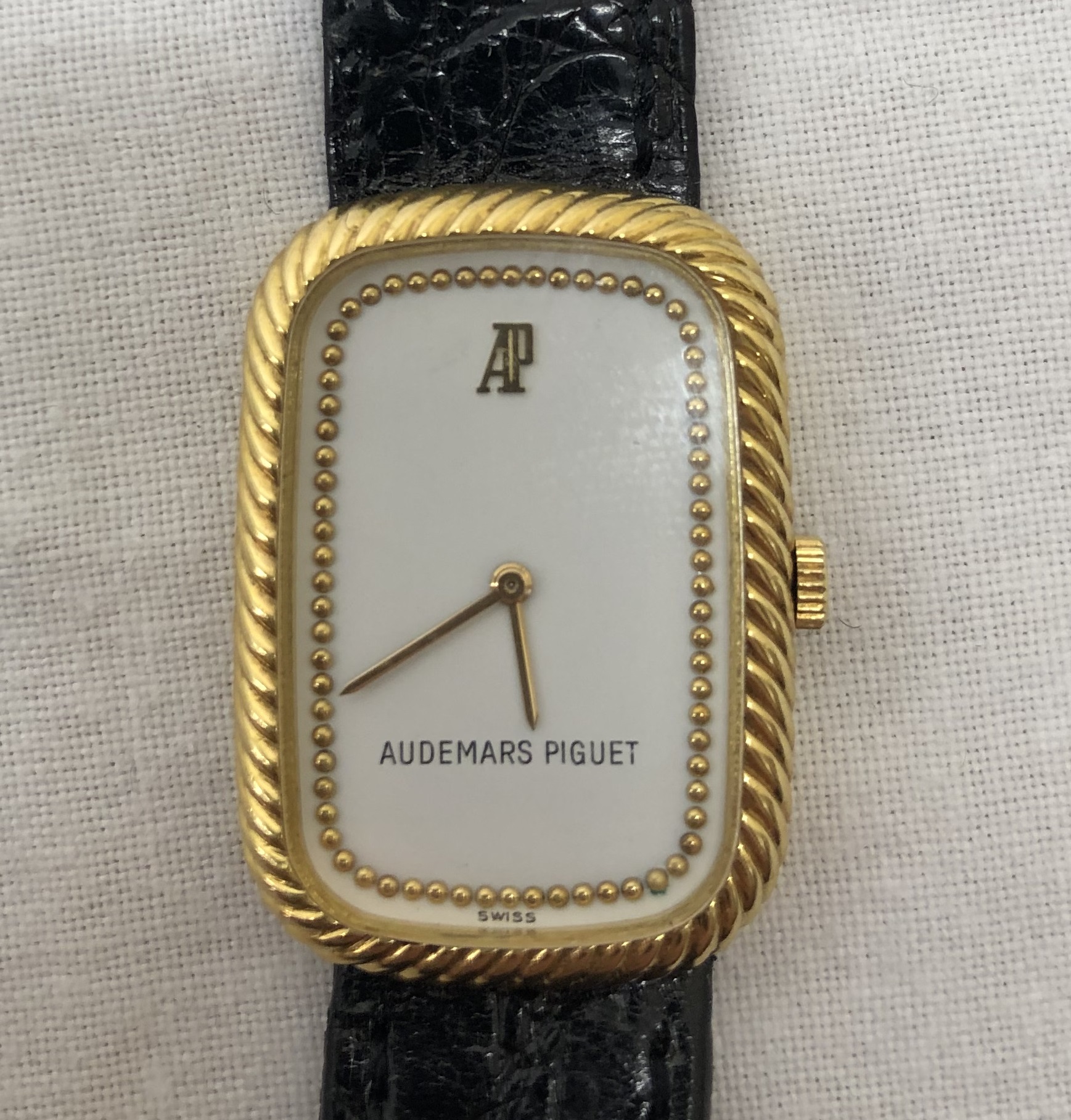 An 18ct gold Audemars Piguet ladies wristwatch