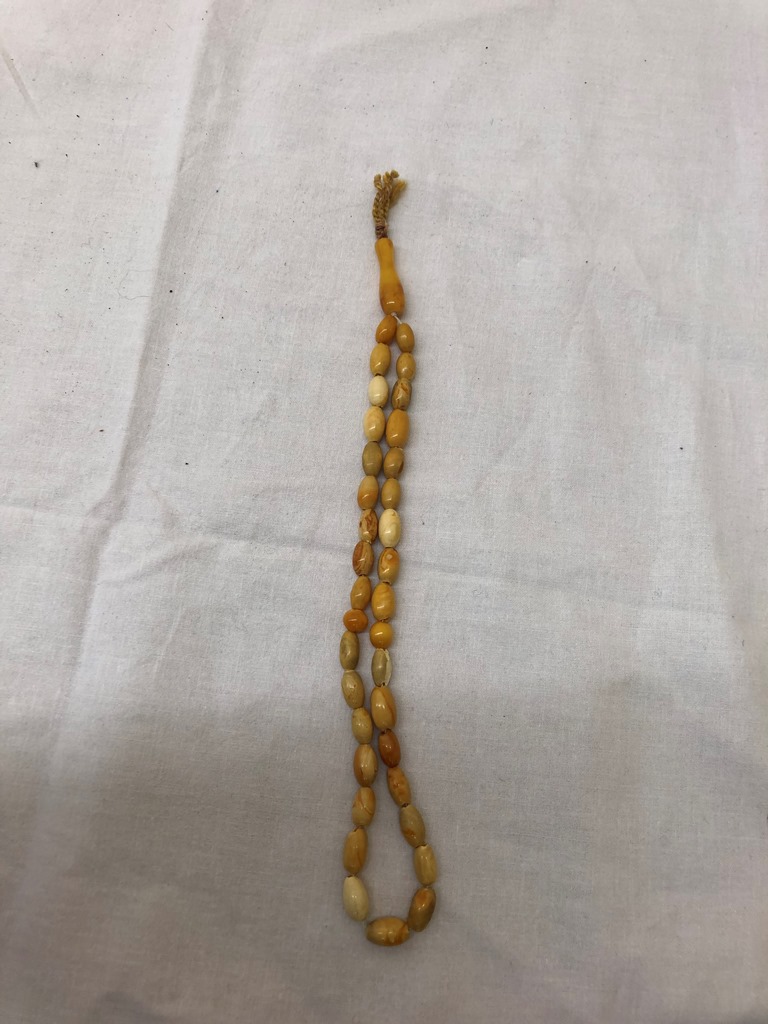 17th century amber prayer beads