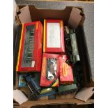 A box of Hornby 00 gauge to inc boxed & unboxed locomotives