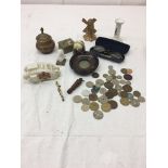A box of odds to inc coins, crested ware,