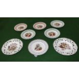 Eight ribbon plates