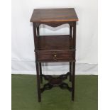 A Georgian mahogany washstand.