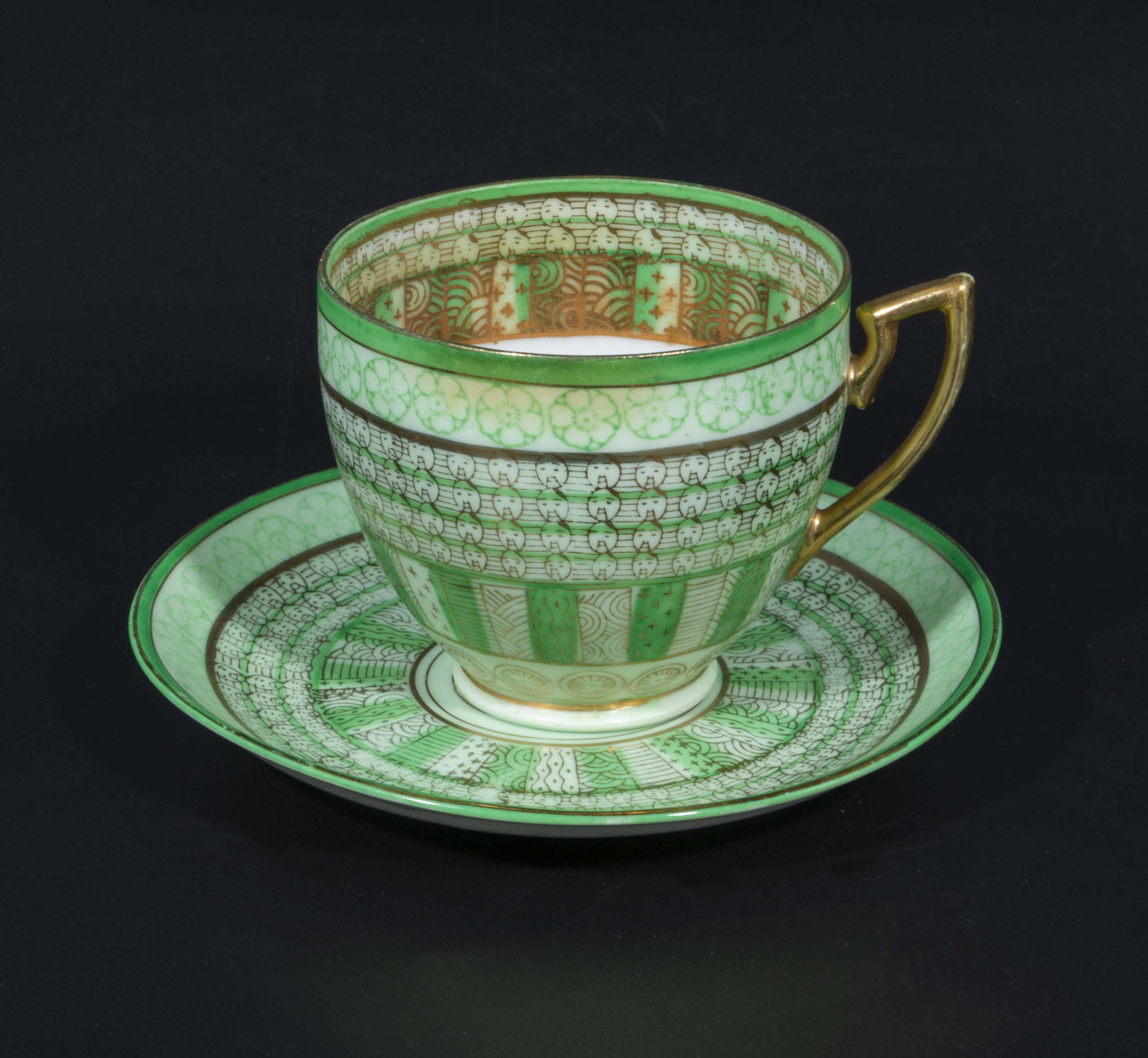 A decorative China tea for two - Bild 2 aus 9